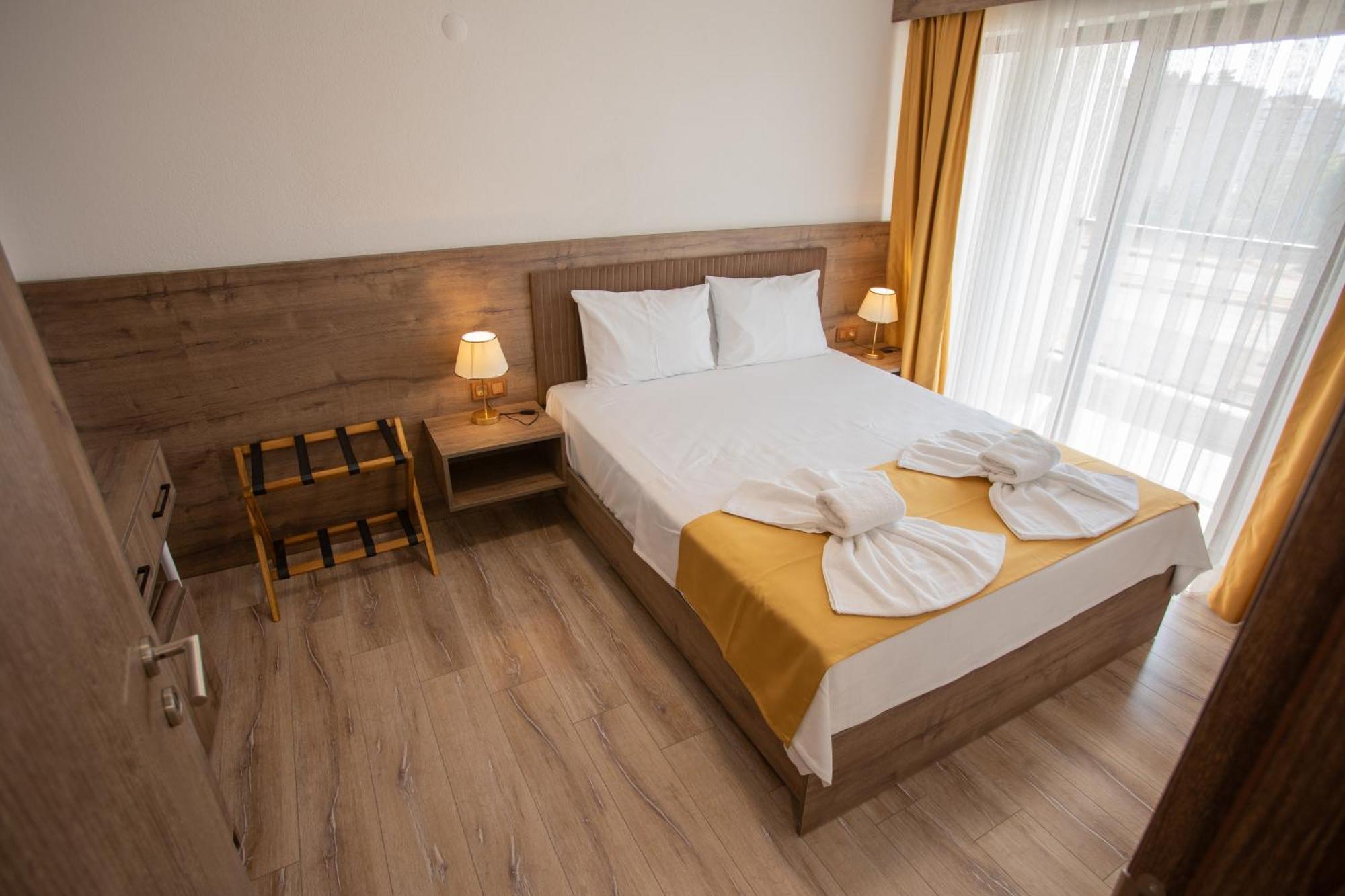 E87 Highway Otel Ören 外观 照片